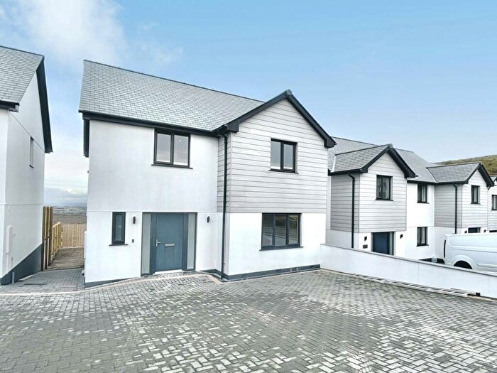 4 Bedroom Detached House For Sale In Cleers Crescent, Whitemoor, PL26