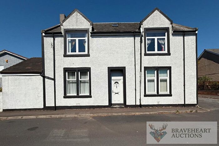 4 Bedroom Flat For Sale In Corsehill, Kilwinning, North Ayrshire, KA13