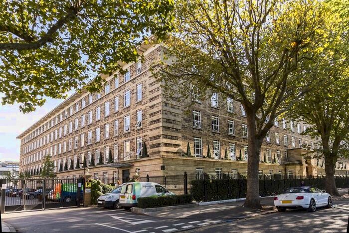 3 Bedroom Flat To Rent In Bromyard Avenue, London, W3