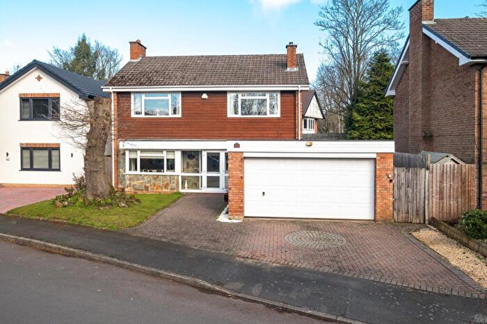 4 Bedroom House To Rent In Tudor Hill, Sutton Coldfield., B73