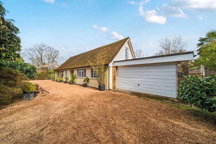 4 Bedroom Detached House For Sale In Wanborough Lane, Cranleigh, GU6