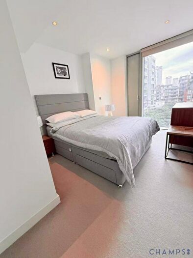 1 Bedroom Flat To Rent In Landmark Tower West, London, E14