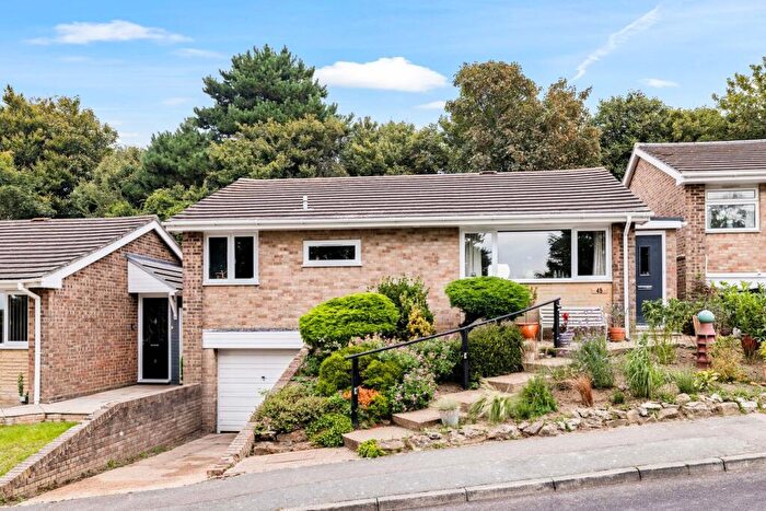 2 Bedroom Detached House For Sale In Southernwood Rise, Folkestone, CT20