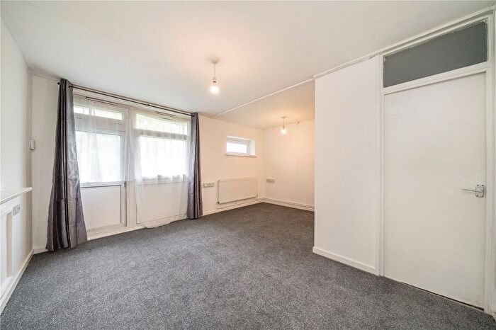 Studio To Rent In Baroness Road, London, E2