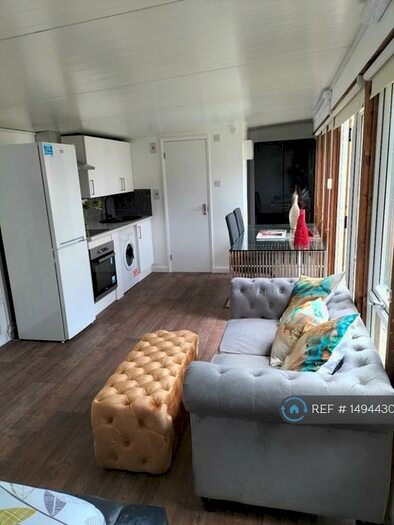 Studio To Rent In Milton Road, Cambridge, CB4