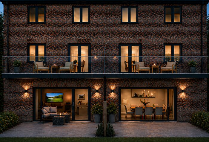 3 Bedroom Semi Detached House For Sale In Weir Close, Tyldesley, Manchester, Greater Manchester, M29