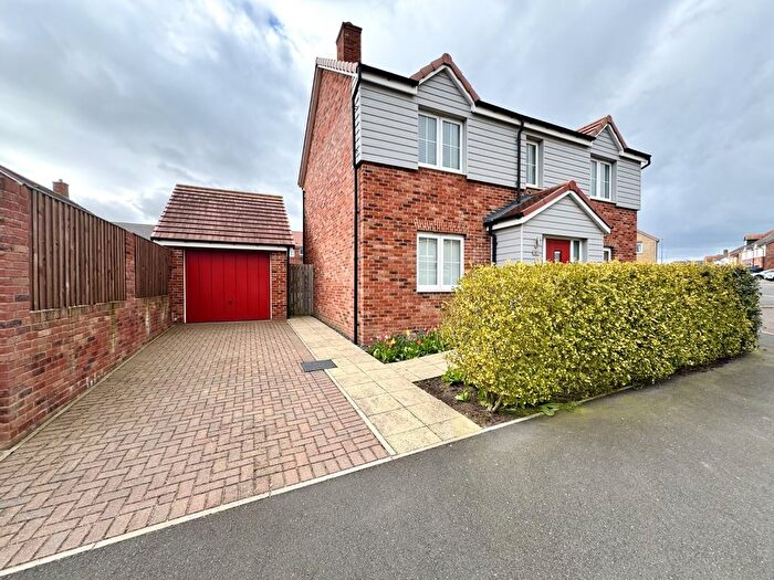 4 Bedroom Detached House For Sale In High Grange Way, Wingate, County Durham, TS28