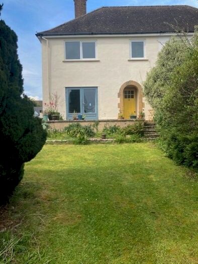 3 Bedroom Semi-Detached House To Rent In Bisley Road, Stroud, GL5