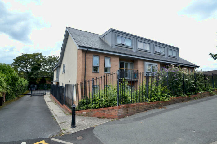 2 Bedroom Apartment To Rent In St. Werburghs Road, Chorlton, M21