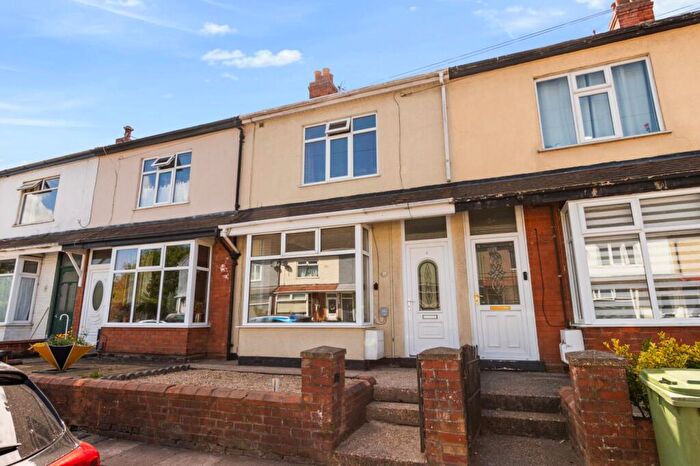 3 Bedroom Terraced House For Sale In Algernon Street, Grimsby, DN32