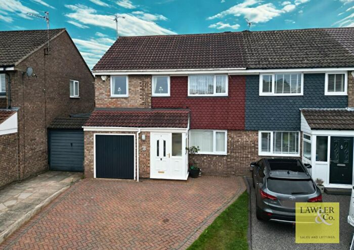 4 Bedroom Semi Detached House For Sale In Alston Close, Hazel Grove, Stockport, Cheshire, SK7