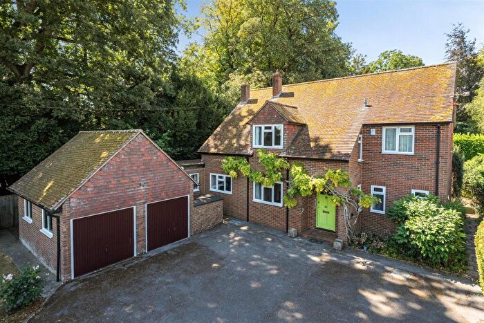 4 Bedroom Detached House For Sale In Tarrant Hinton, Blandford Forum, DT11