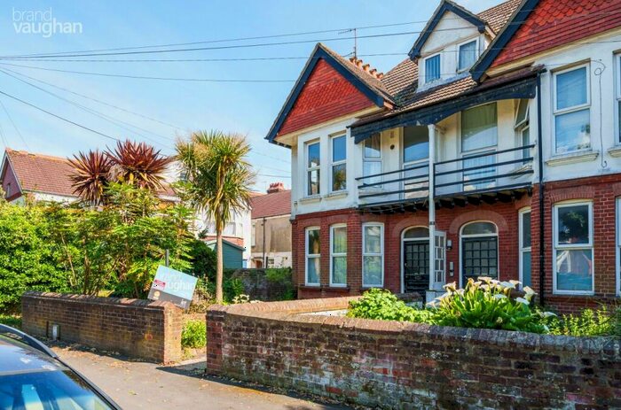 Flat To Rent In Church Walk, Worthing, West Sussex, BN11