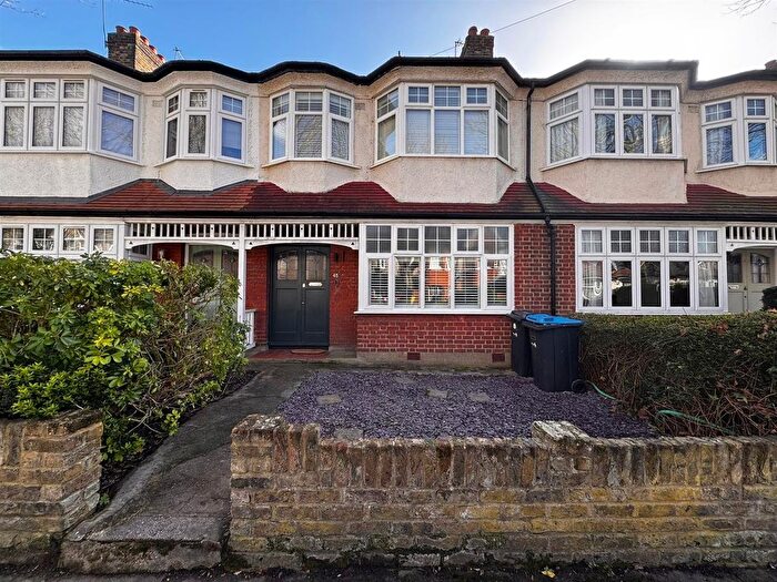 4 Bedroom Terraced House For Sale In Bagshot Road, Enfield, EN1
