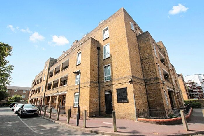 5 Bedroom Flat For Sale In Shore Place, Tornay House Shore Place, E9