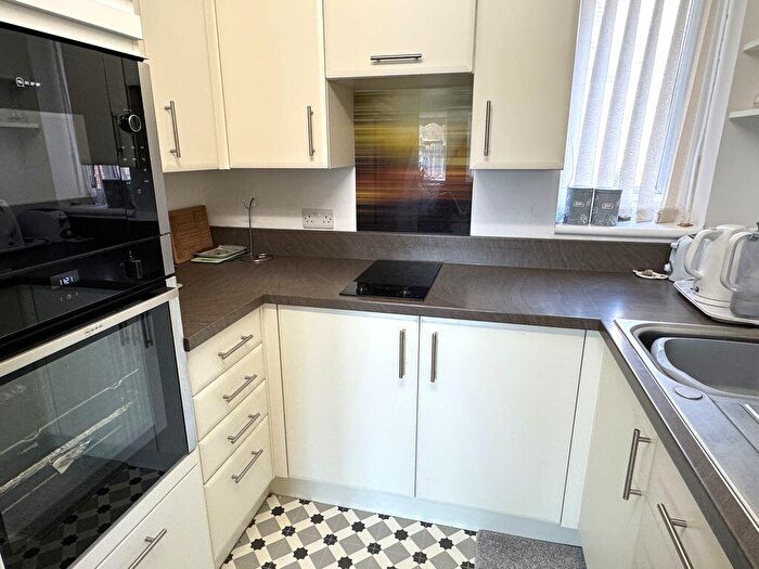 1 Bedroom Retirement Property For Sale In Hillyard Court, Mill Lane, Wareham, BH20 - Photo 3