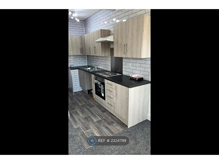 2 Bedroom Flat To Rent In Mount Street, Southport, PR9