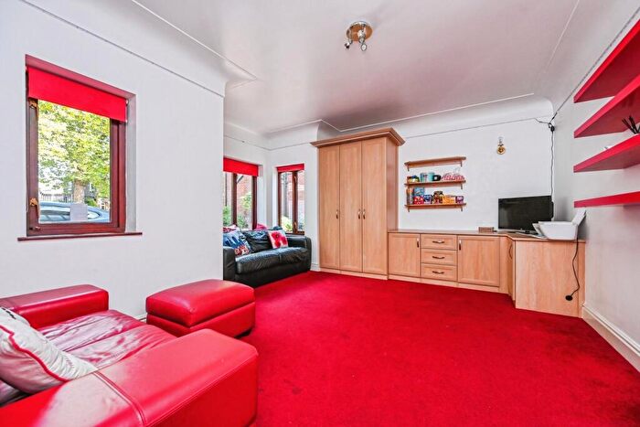5 Bedroom Detached House For Sale In Sunrise Close, Grassendale, Liverpool, L19