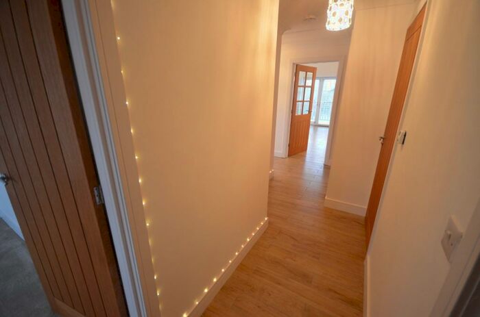 3 Bedroom Bungalow To Rent In Crabtree Lane, Sutton-On-Sea, LN12