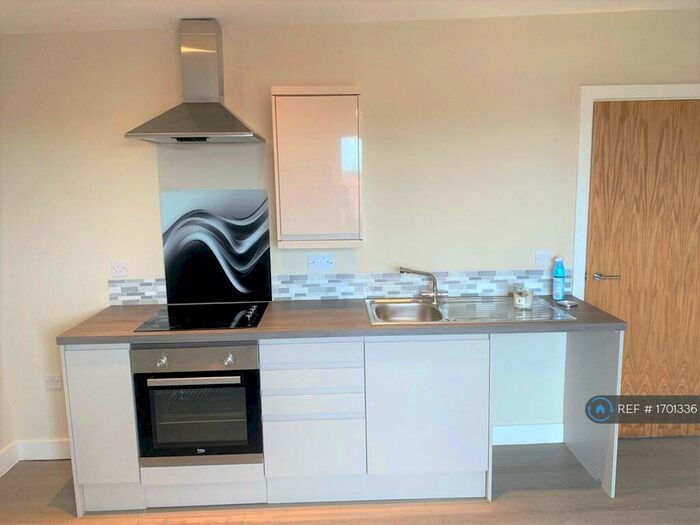 1 Bedroom Flat To Rent In Meadow Road, Beeston, Nottingham, NG9