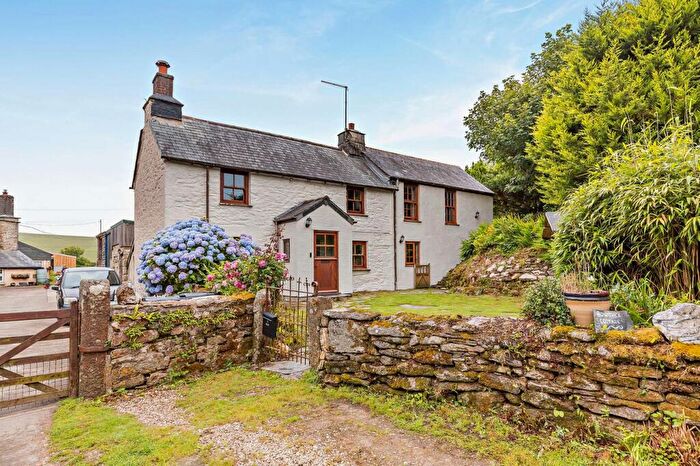 4 Bedroom Detached House For Sale In Bowithick, Launceston, PL15