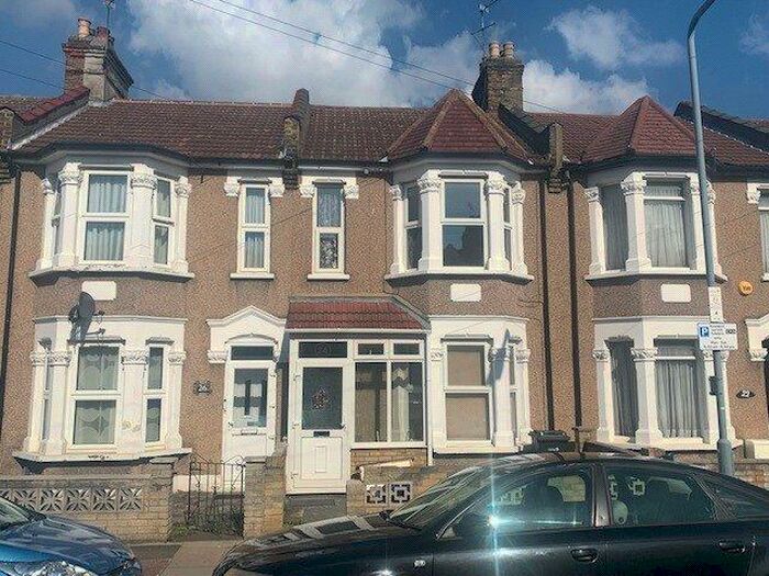 3 Bedroom Terraced House To Rent In Clarissa Road, Romford, RM6