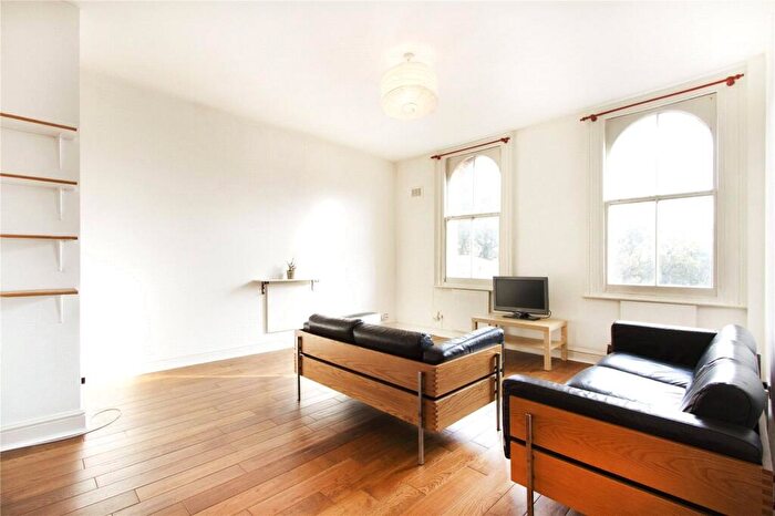 1 Bedroom Apartment To Rent In Shoreditch High Street, Shoreditch, London, E1