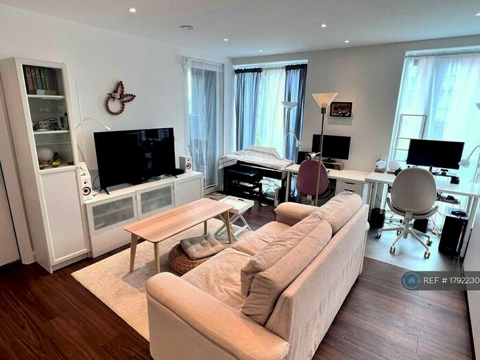 1 Bedroom Flat To Rent In Rudduck Way, Cambridge, CB3