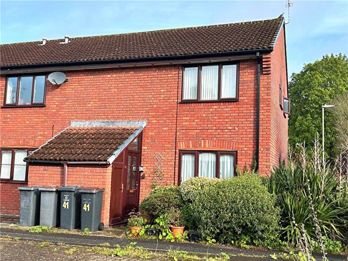 1 Bedroom Maisonette To Rent In Knatchbull Close, Romsey, Hampshire, SO51