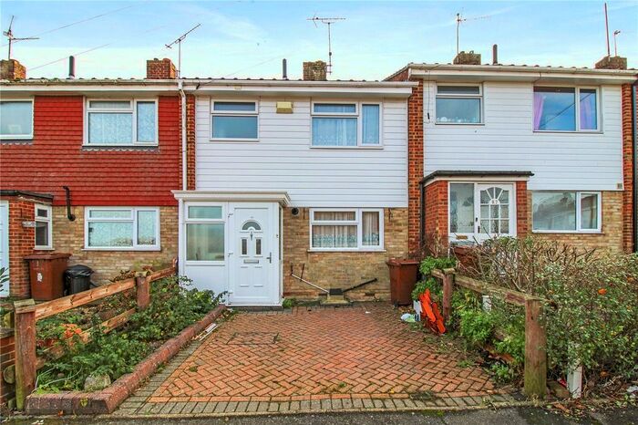 3 Bedroom Terraced House To Rent In Burnham Walk, Rainham, Gillingham, Kent, ME8