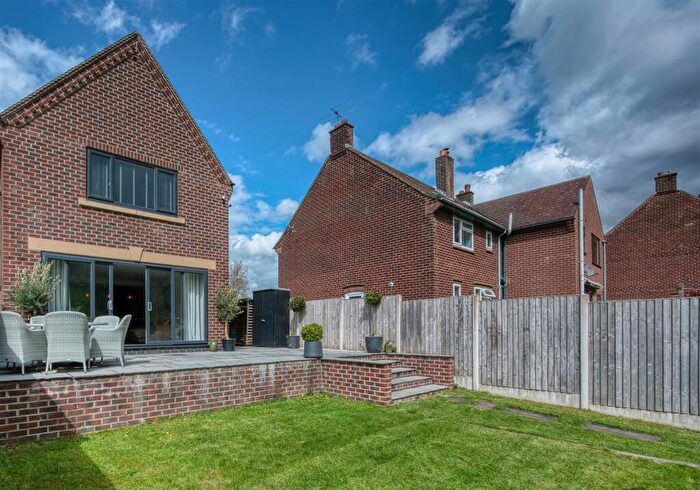 4 Bedroom Semi Detached House For Sale In Adam Bede Crescent, Wirksworth, DE4