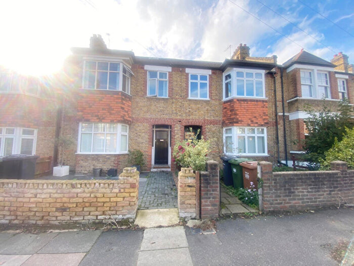 1 Bedroom Flat To Rent In Manor Lane, Hither Green, SE13