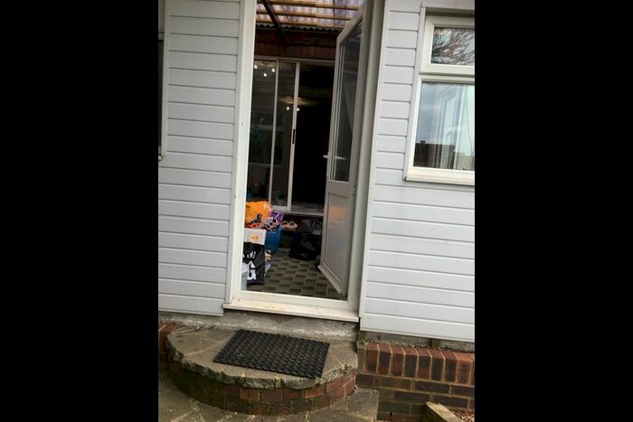 3 Bedroom Bungalow To Rent In Kents Hill Road, Benfleet, Essex, SS7