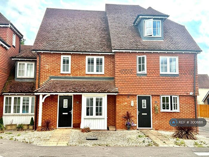 3 Bedroom Terraced House To Rent In Brookfield Drive, Horley, RH6