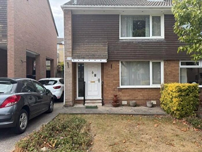 3 Bedroom Semi-Detached House For Sale In Broad Inge Crescent, Sheffield, South Yorkshire, S35