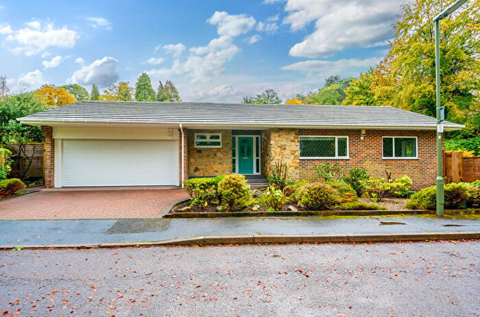 4 Bedroom Bungalow For Sale In Saville Gardens, Camberley, Surrey, GU15