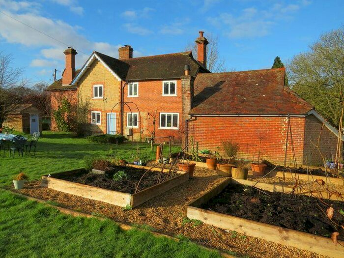 4 Bedroom Character Property To Rent In West Lavington, Nr Midhurst / Petworth / Chichester, West Sussex, GU29