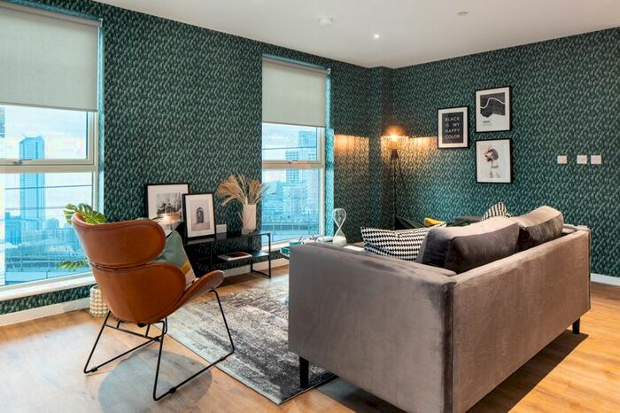 3 Bedroom Flat To Rent In Silvertown Way, London, E16