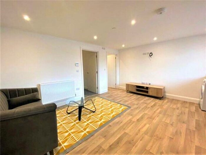 1 Bedroom Apartment To Rent In Silksby Street, Coventry, CV3