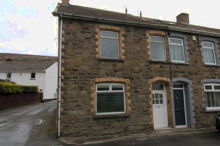 3 Bedroom End Of Terrace House To Rent In Tillery Street, Abertillery, NP13