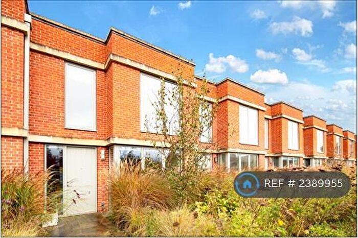 3 Bedroom Terraced House To Rent In West Terrace, Bicester, Oxfordshire, OX27