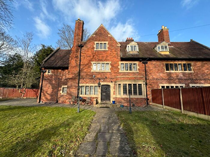 2 Bedroom Flat To Rent In Rectory Lane, Birmingham, West Midlands, B36