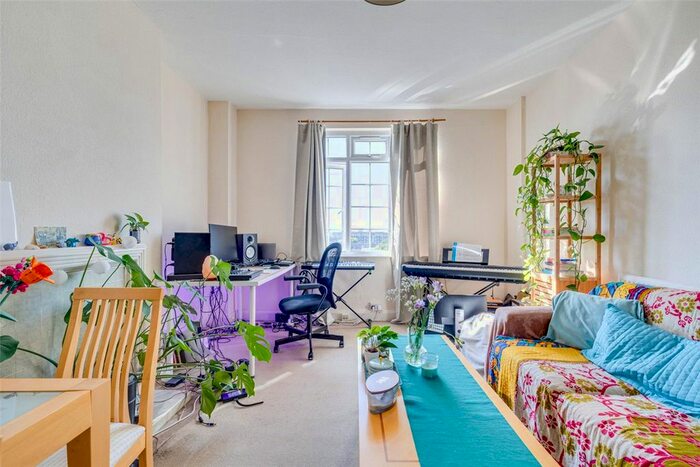 1 Bedroom Flat To Rent In Charleville Court, Charleville Road, London, W14