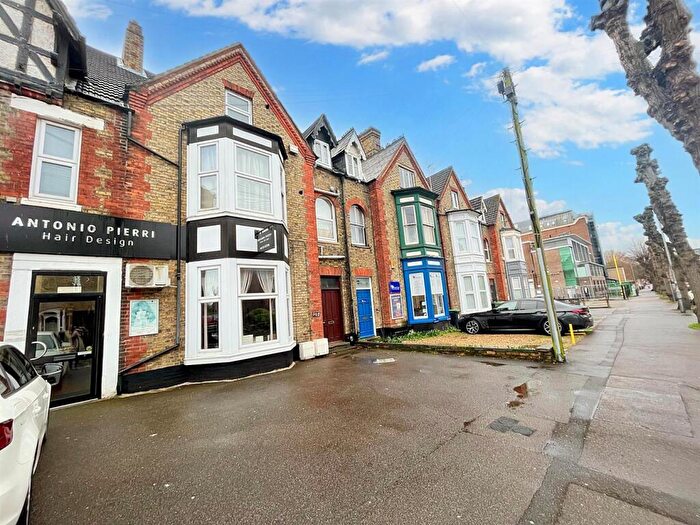 1 Bedroom Flat To Rent In Park Road, Peterborough, PE1