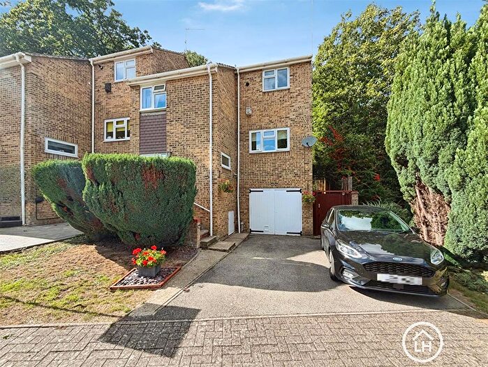 3 Bedroom Property For Sale In Parker Close, Gillingham, ME8