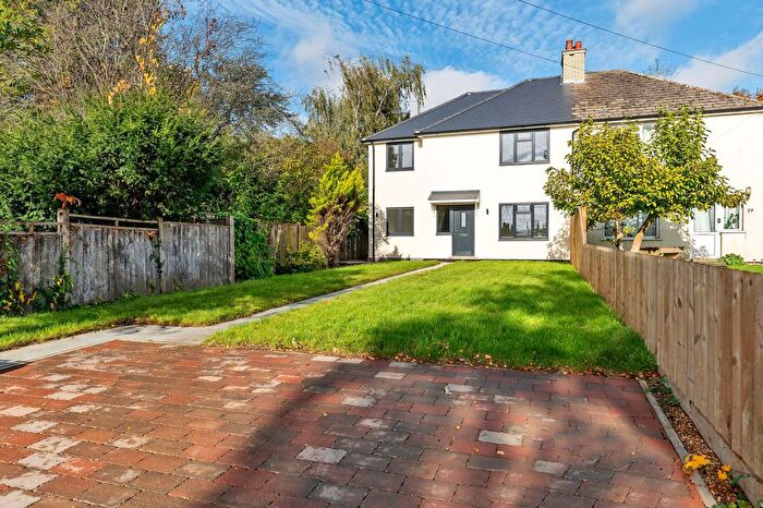 4 Bedroom Semi-Detached House For Sale In Swaynes Lane, Comberton, CB23