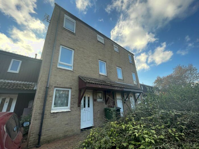 4 Bedroom Terraced House To Rent In Medworth, Peterborough, Cambs, PE2