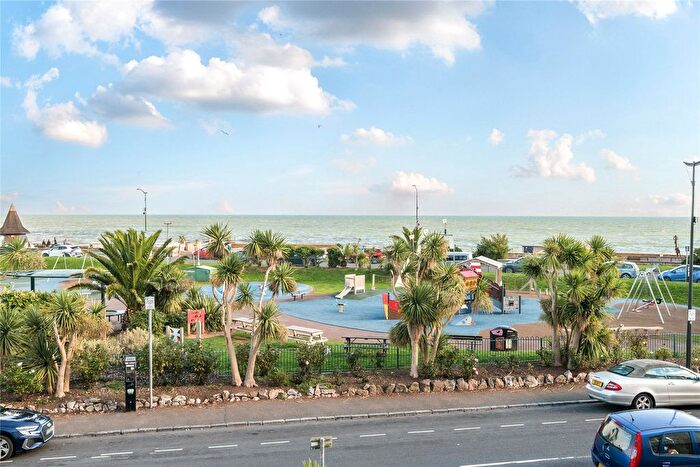 2 Bedroom Flat For Sale In Powderham Terrace, Teignmouth, Devon, TQ14