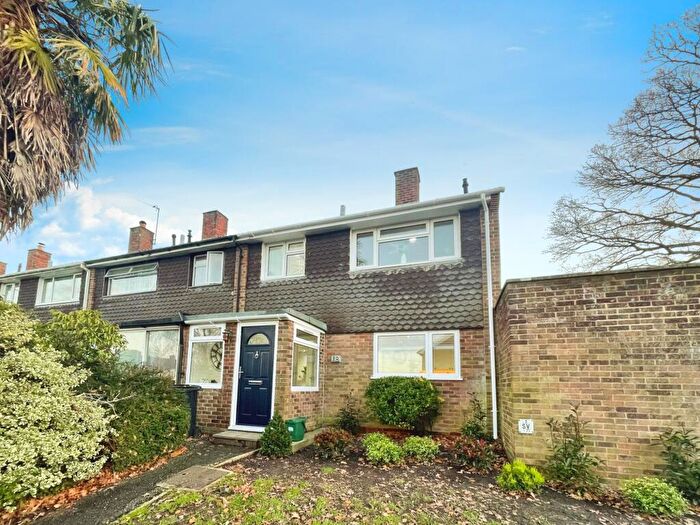 3 Bedroom End Of Terrace House For Sale In Woodlands, Overton, RG25