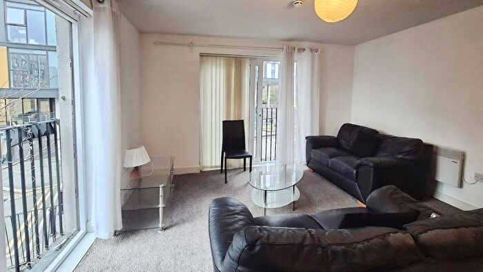 2 Bedroom Flat To Rent In Steele House, Woden Street, Salford, M5
